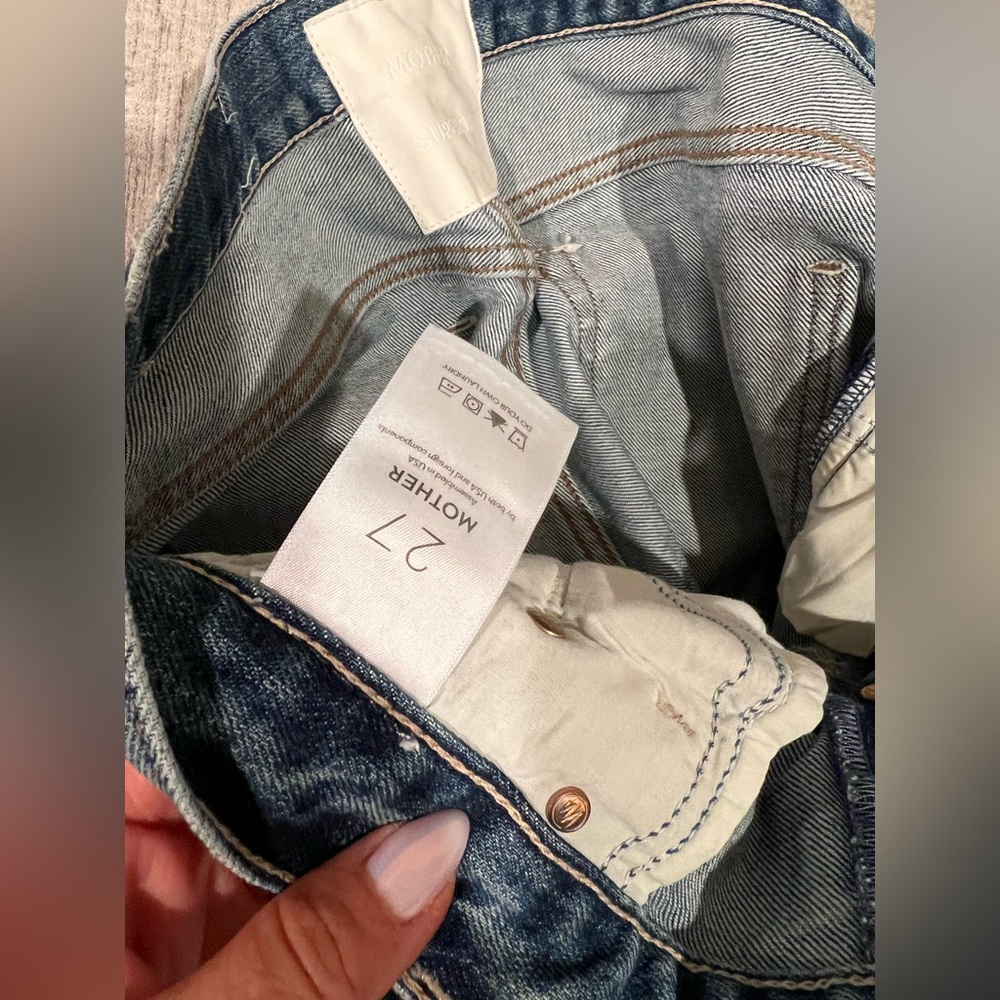 Mother the Trickster Skimp Fray in Thrill Seeker Distressed Denim Jeans 27 - Picture 4 of 15